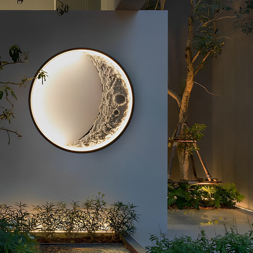 Sigmn Moon Crescent LED Resin Outdoor Wall Light