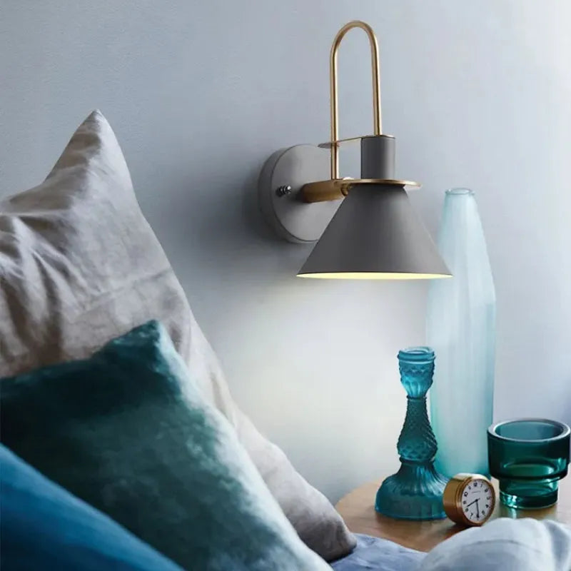 Valentina Vintage Horn Shape Metal Wall Lamp, Living room/Bedroom/Bathroom - Neutral Decor