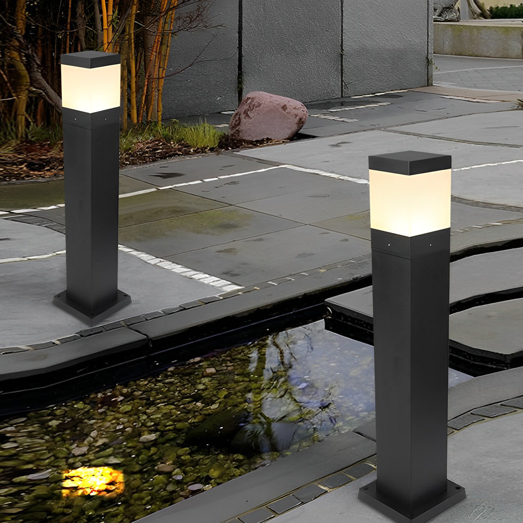 Wndy Minimalist Elegant Outdoor Bollard Light