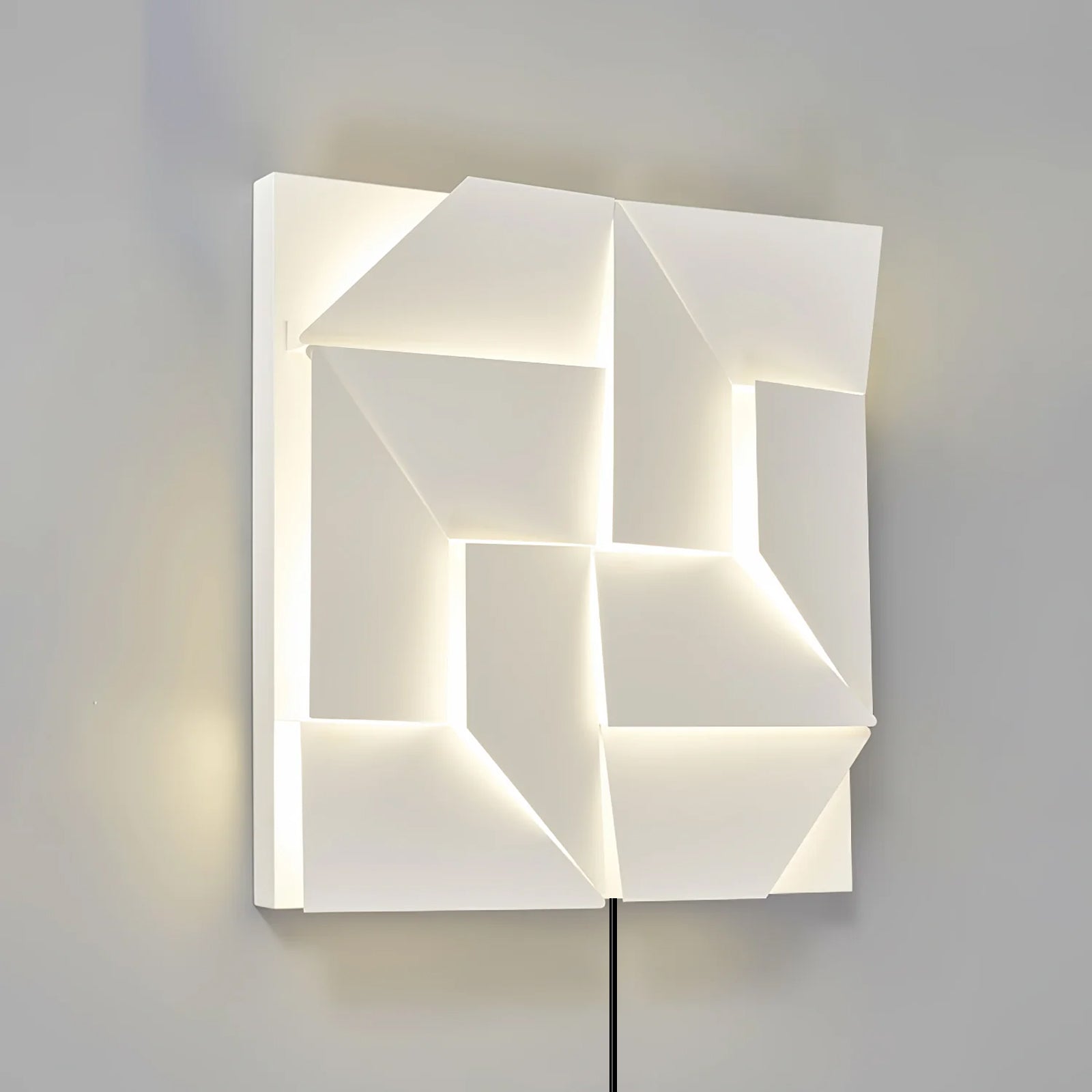 Arthaen Shadows Grand Sconce Wall lamp-Neutral Decor