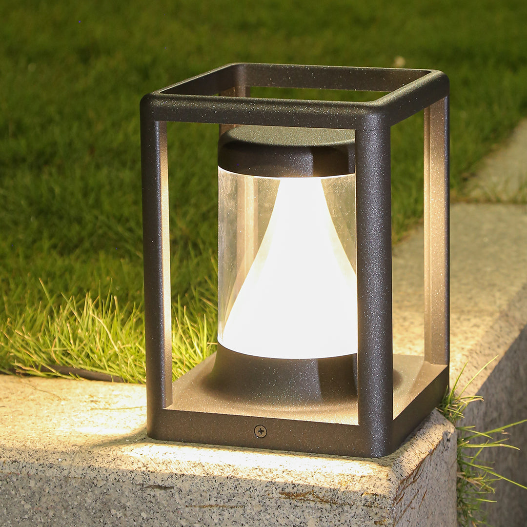 Lunan LED Minimalist Scandinavian Outdoor Lawn Light