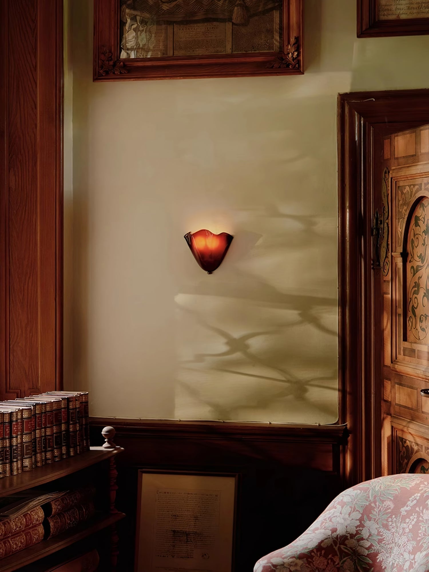 Lustra Wall Lamp Soft Curves-Neutral Decor