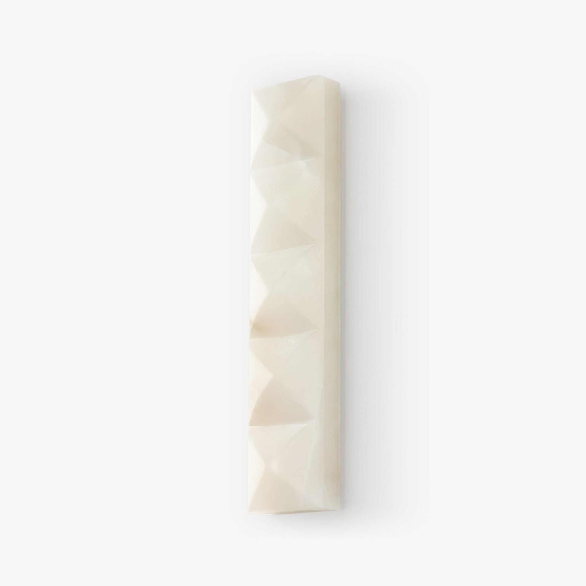 Dione Modern Alabaster Wall Light-Neutral Decor