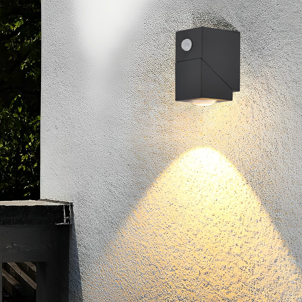 Priilla Motion Sensor Outdoor Wall Lamp