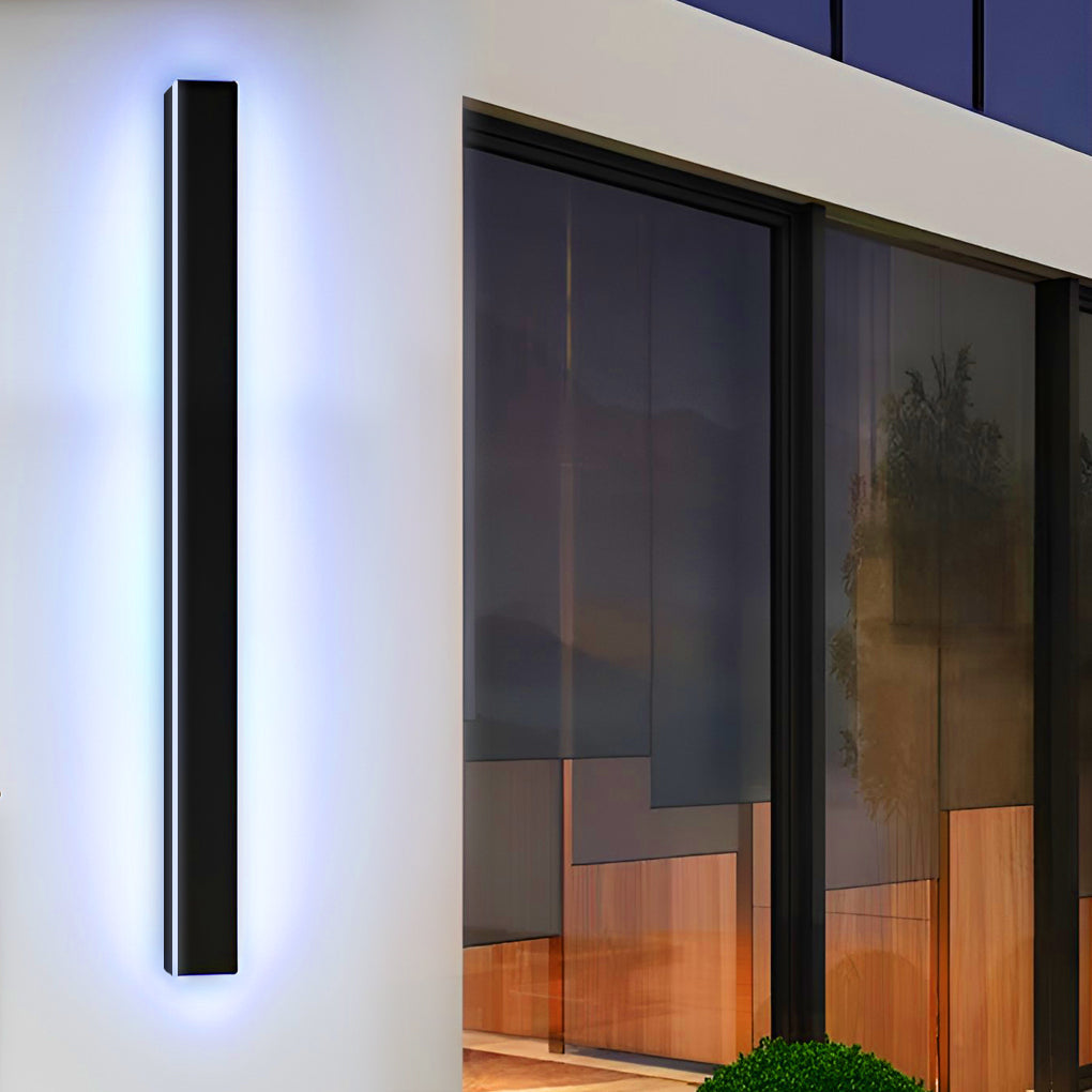 Raymo Classic Long LED Linear Outdoor Light