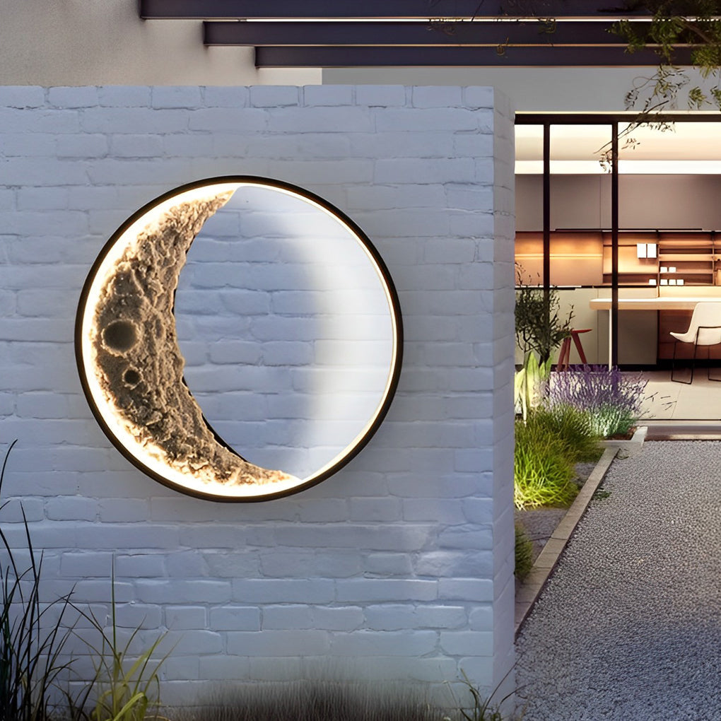 Sigmn Moon Crescent LED Resin Outdoor Wall Light