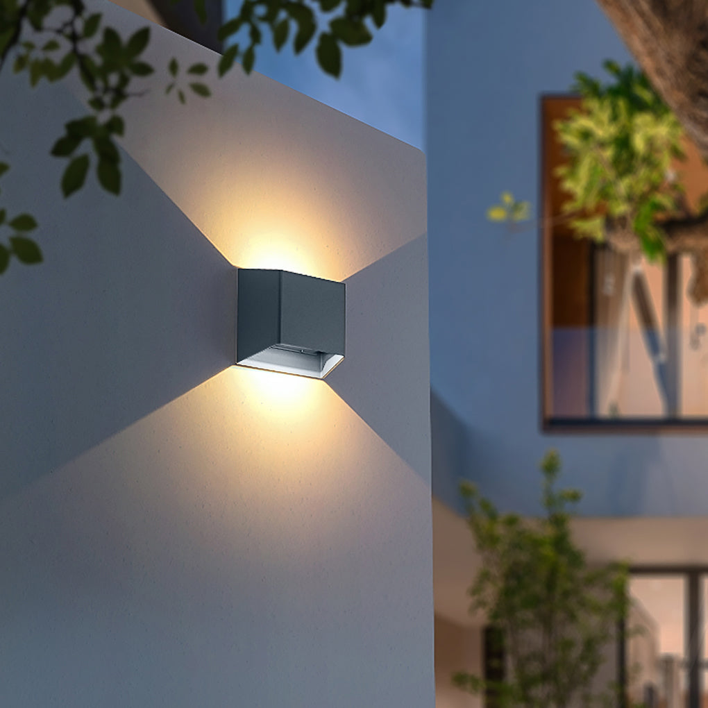 Lanen Modern Minimalist LED Outdoor Wall Light