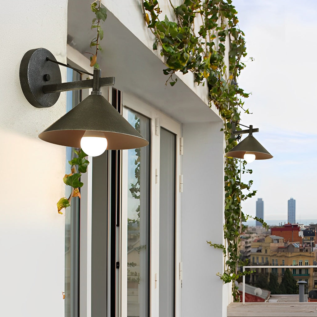 Prirose Conical Retro American Outdoor Wall Sconce