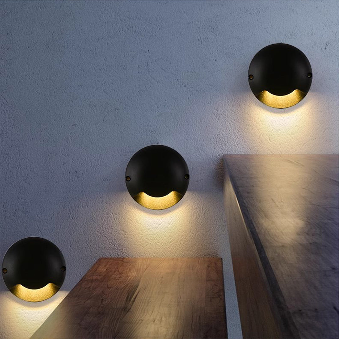Spirited Side-Lit Minimalist Outdoor Well Lights