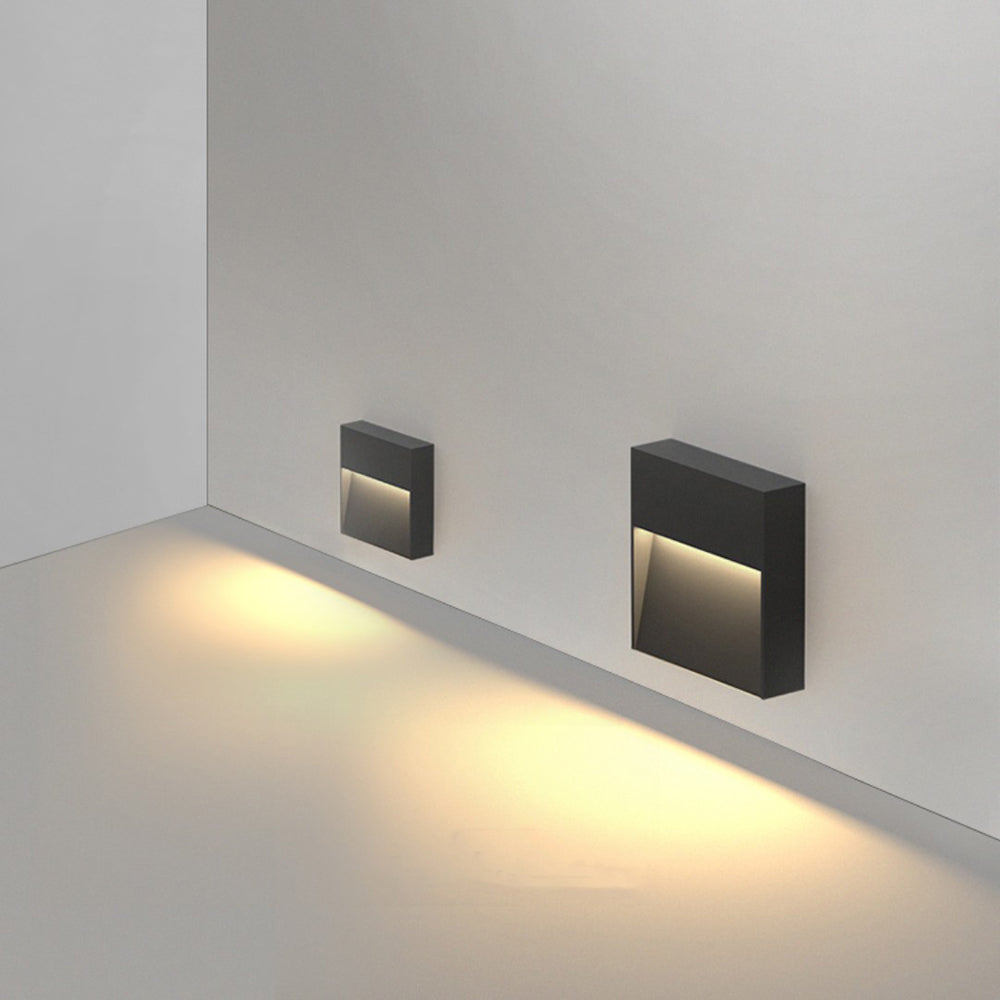 Ray Metal Rectangular Outdoor Deck/Step Light, Black - Neutral Decor
