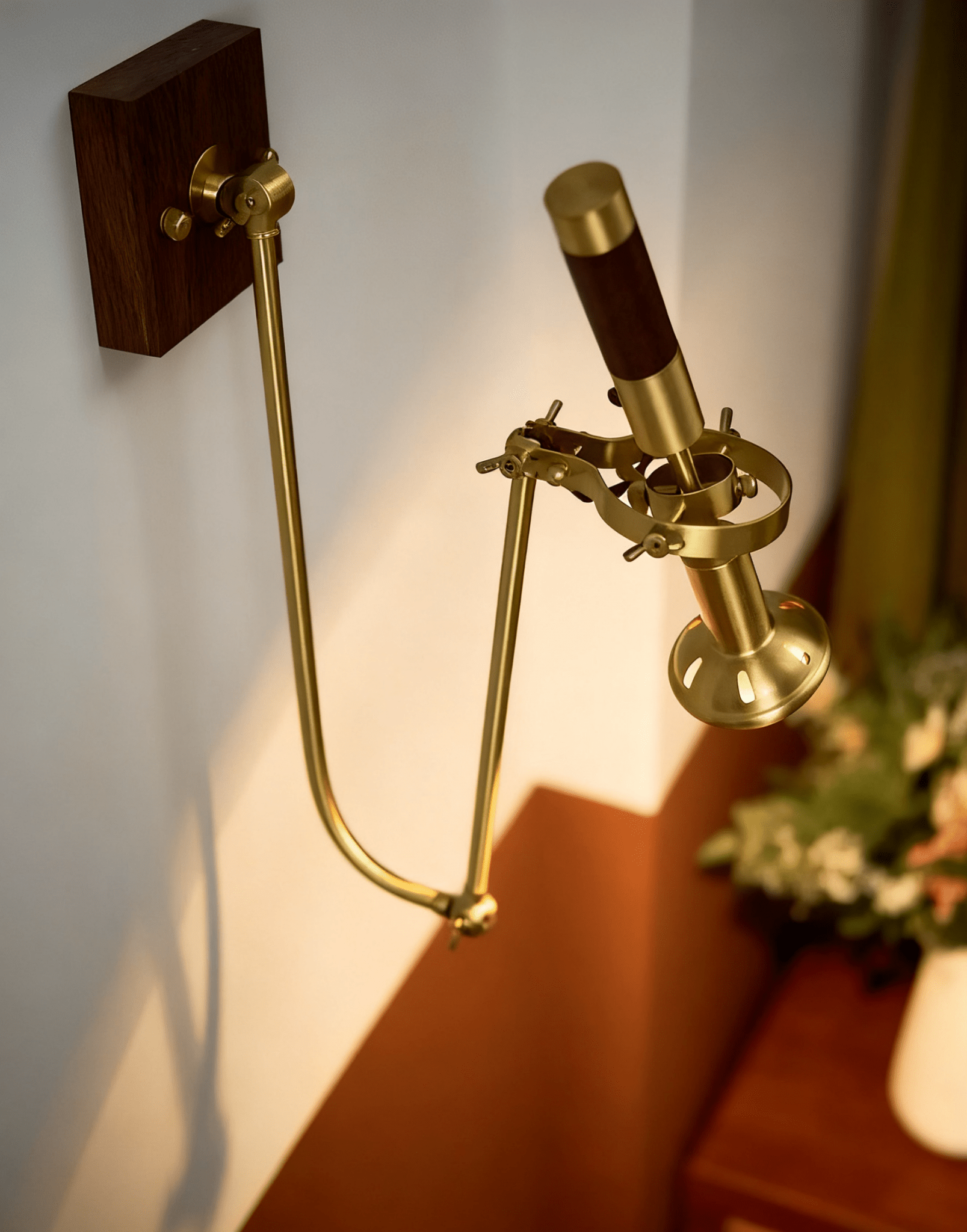 Nisryn Wall Light-Neutral Decor