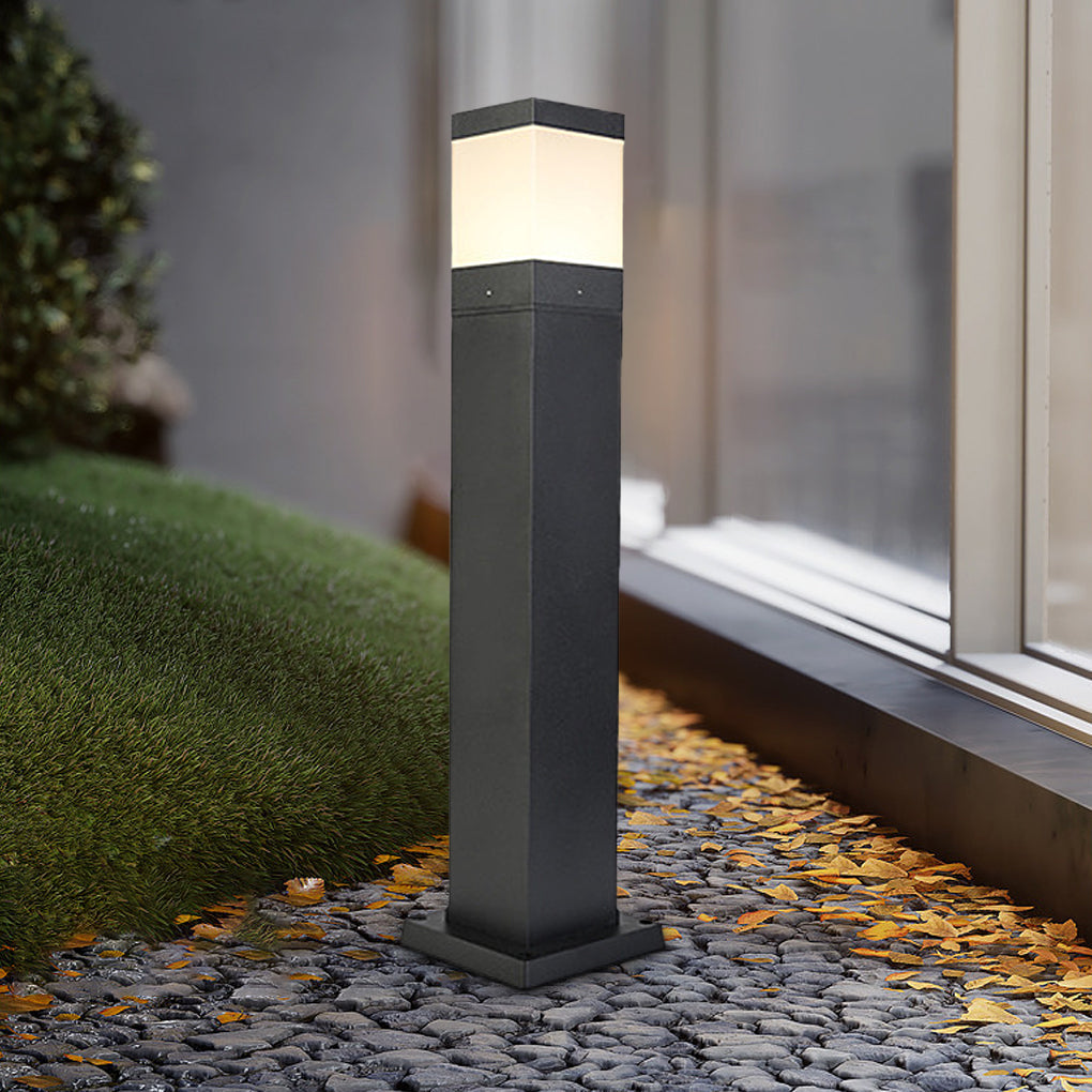 Wndy Minimalist Elegant Outdoor Bollard Light