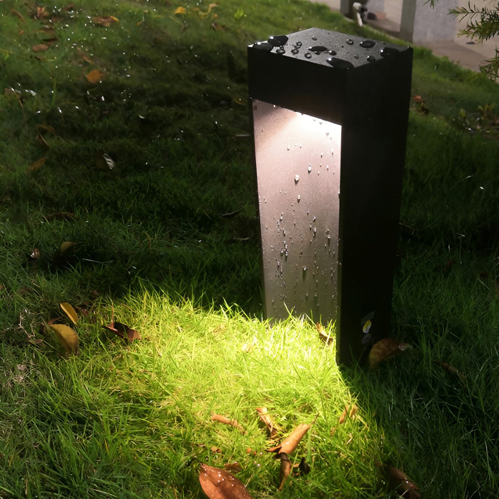 Siona Modern LED Outdoor Lawn Light