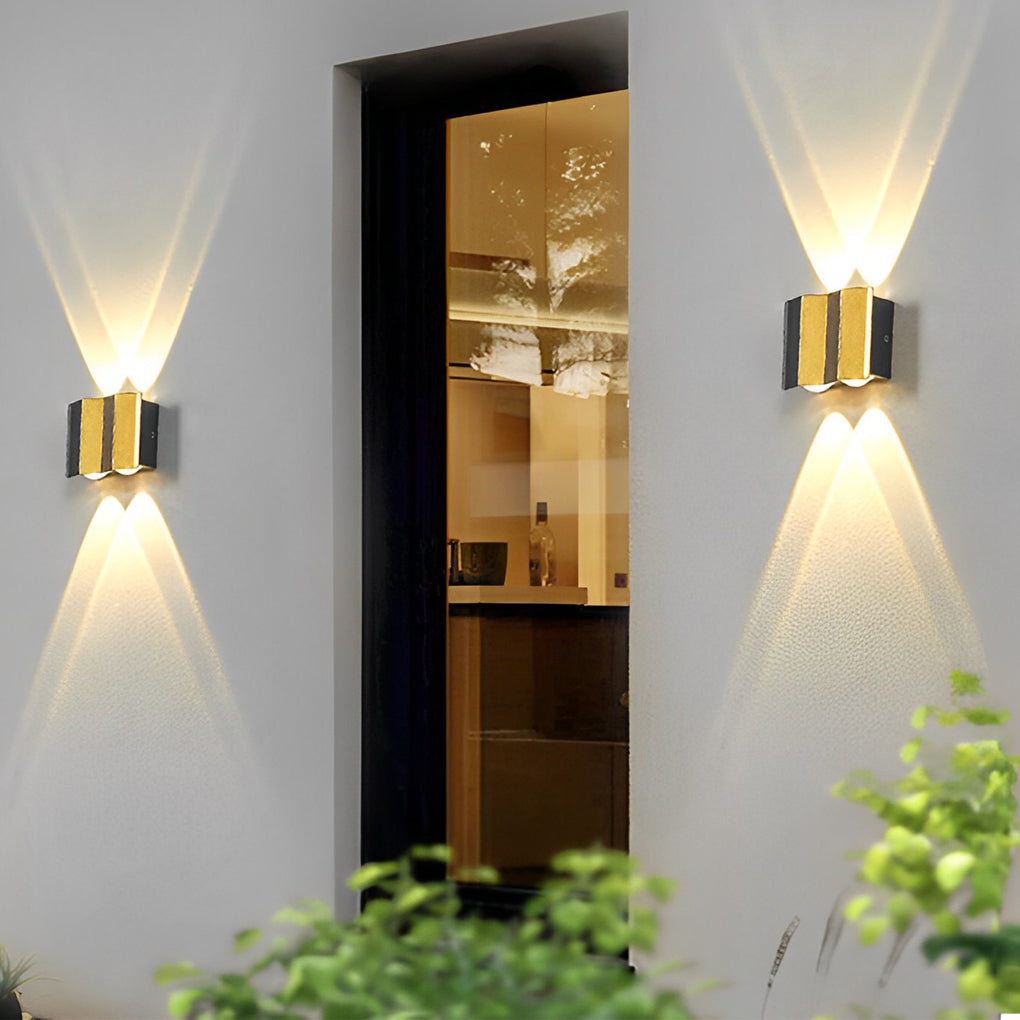 Elfin Classic Unique Outdoor Wall Light