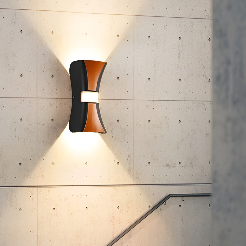 Deligh Classic Modern LED Outdoor Wall Lamp