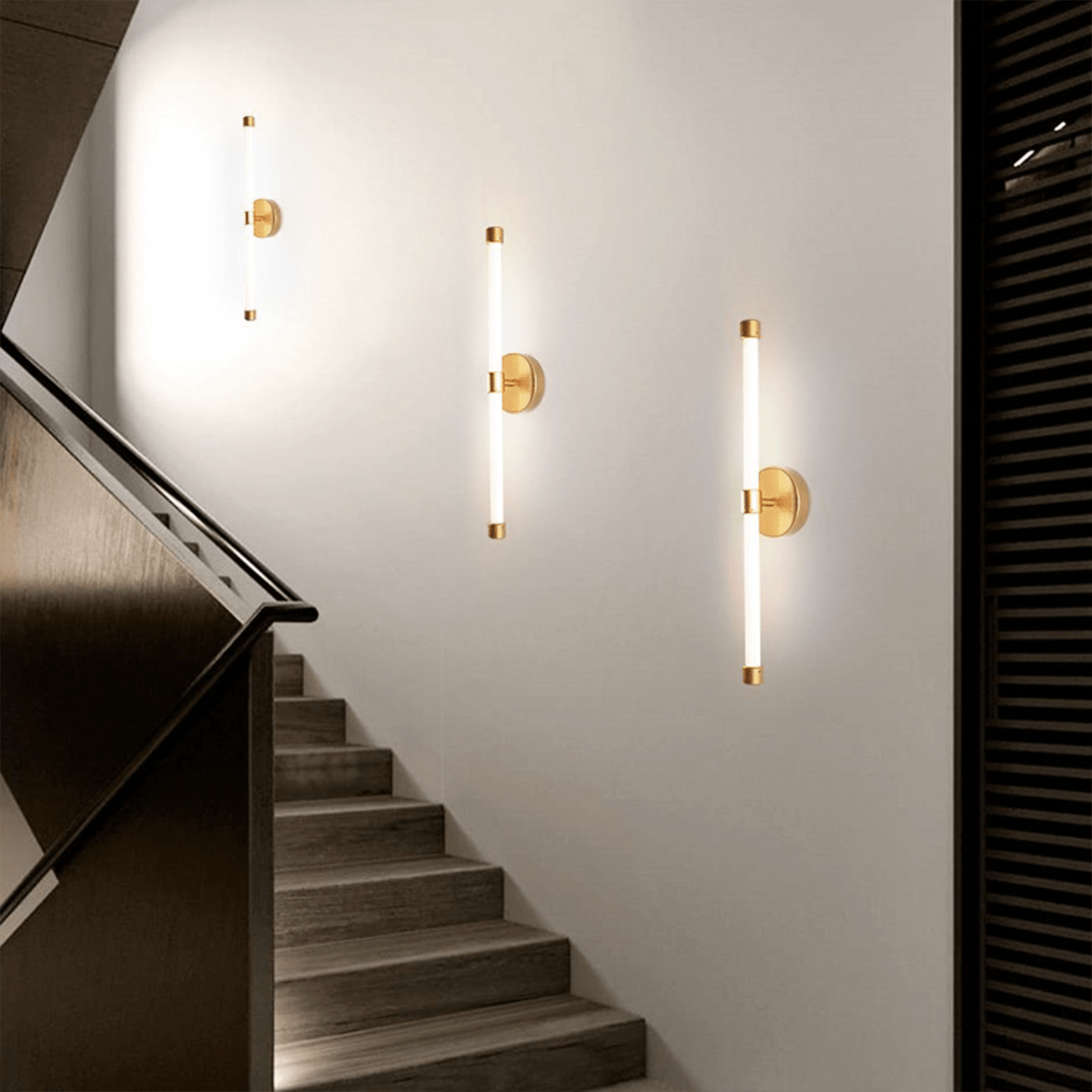 Voske Vertical Tube Minimalist Brass Wall Lamp-Neutral Decor