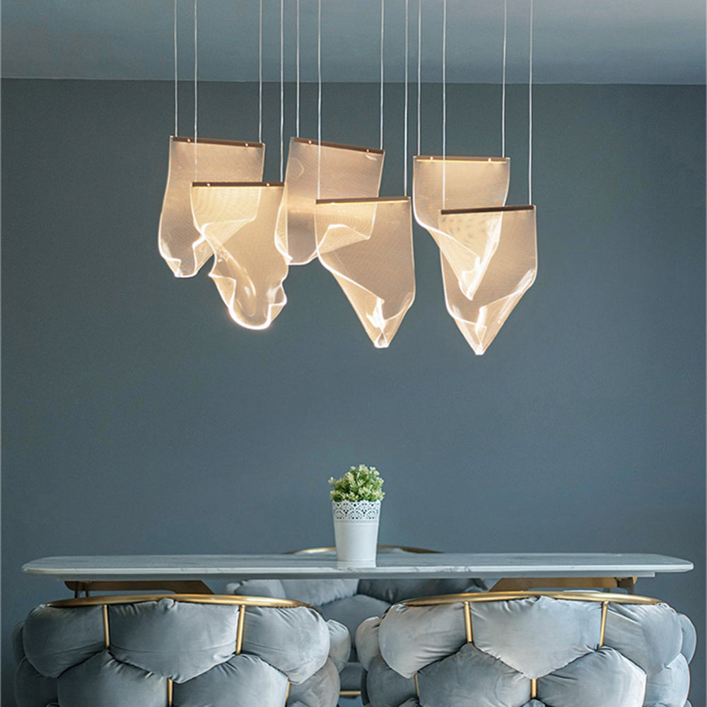 Arisha Luxury Artistic Chandelier, Gold - Neutral Decor