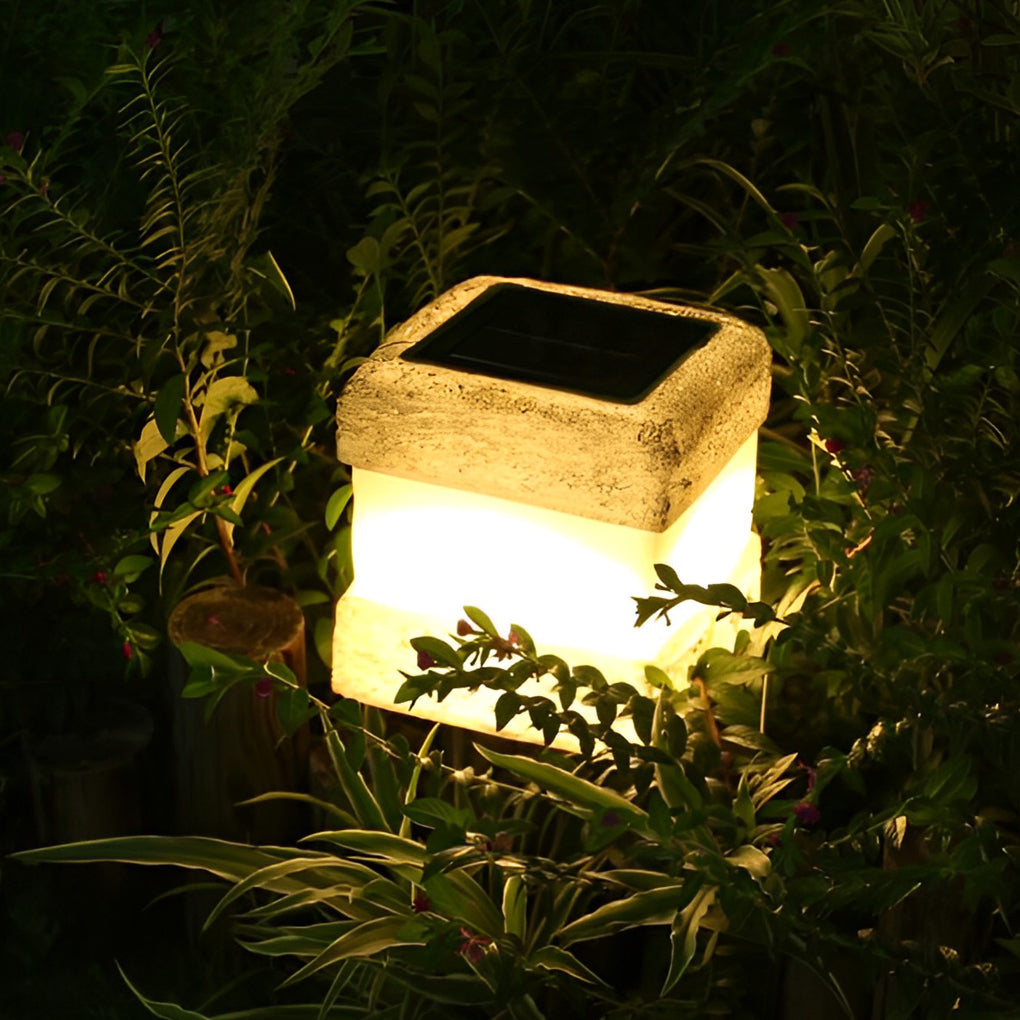 Thunder Sleek Square Solar Resin  Garden Lamp