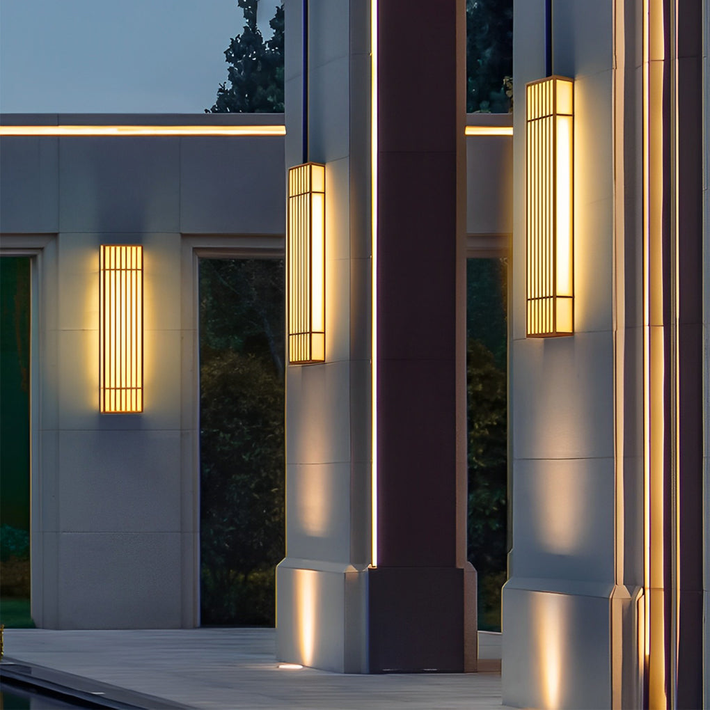 Grateful Retro Vertical Stripe Grid Steel Outdoor Wall Lamp