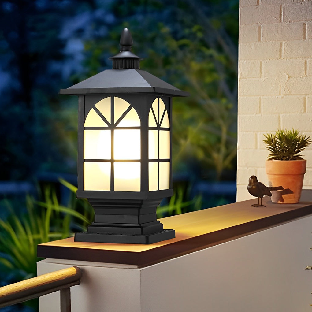 Gerret Retro Creative Outdoor Fence Pillar Lamp