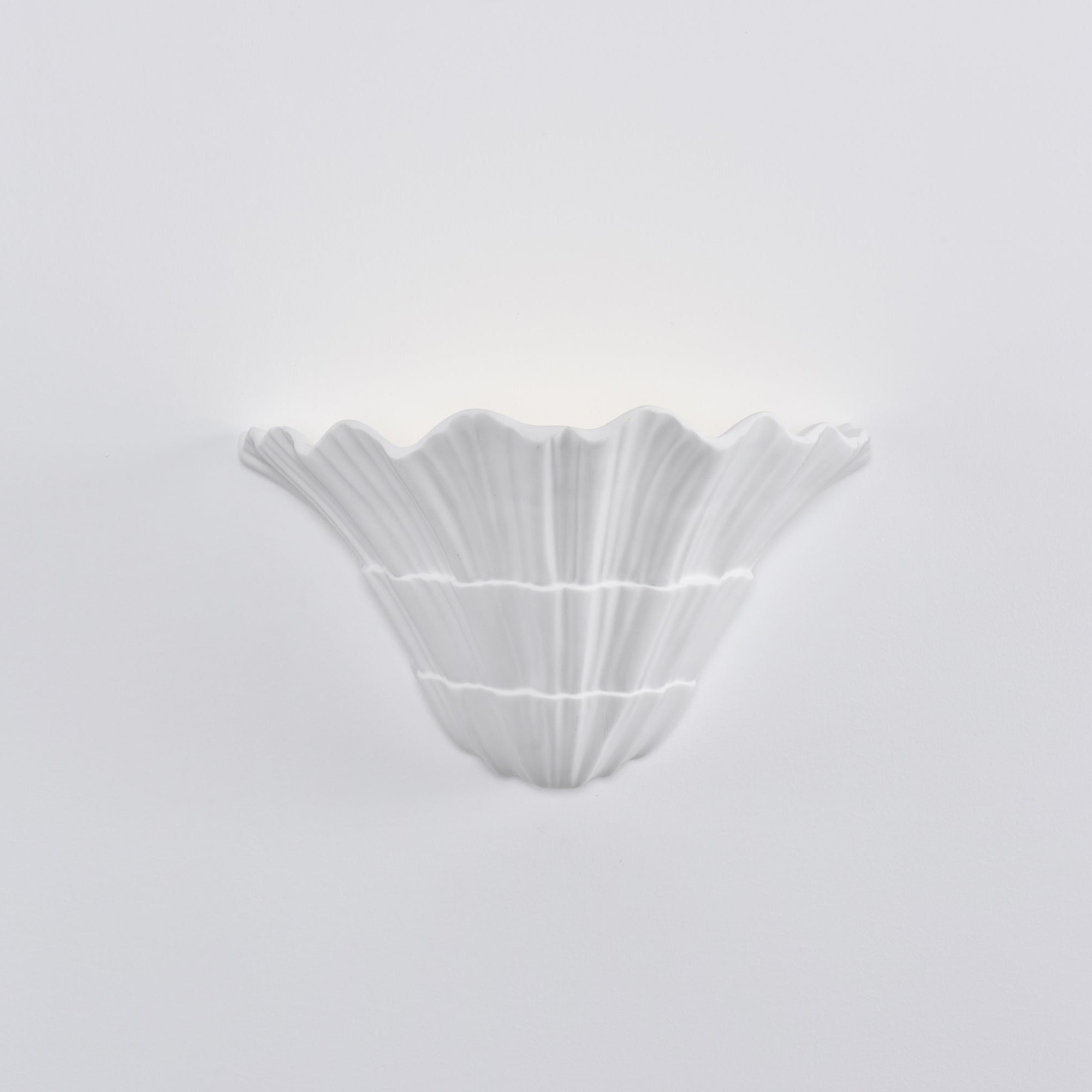 Lydia Modern Wall Light-Neutral Decor