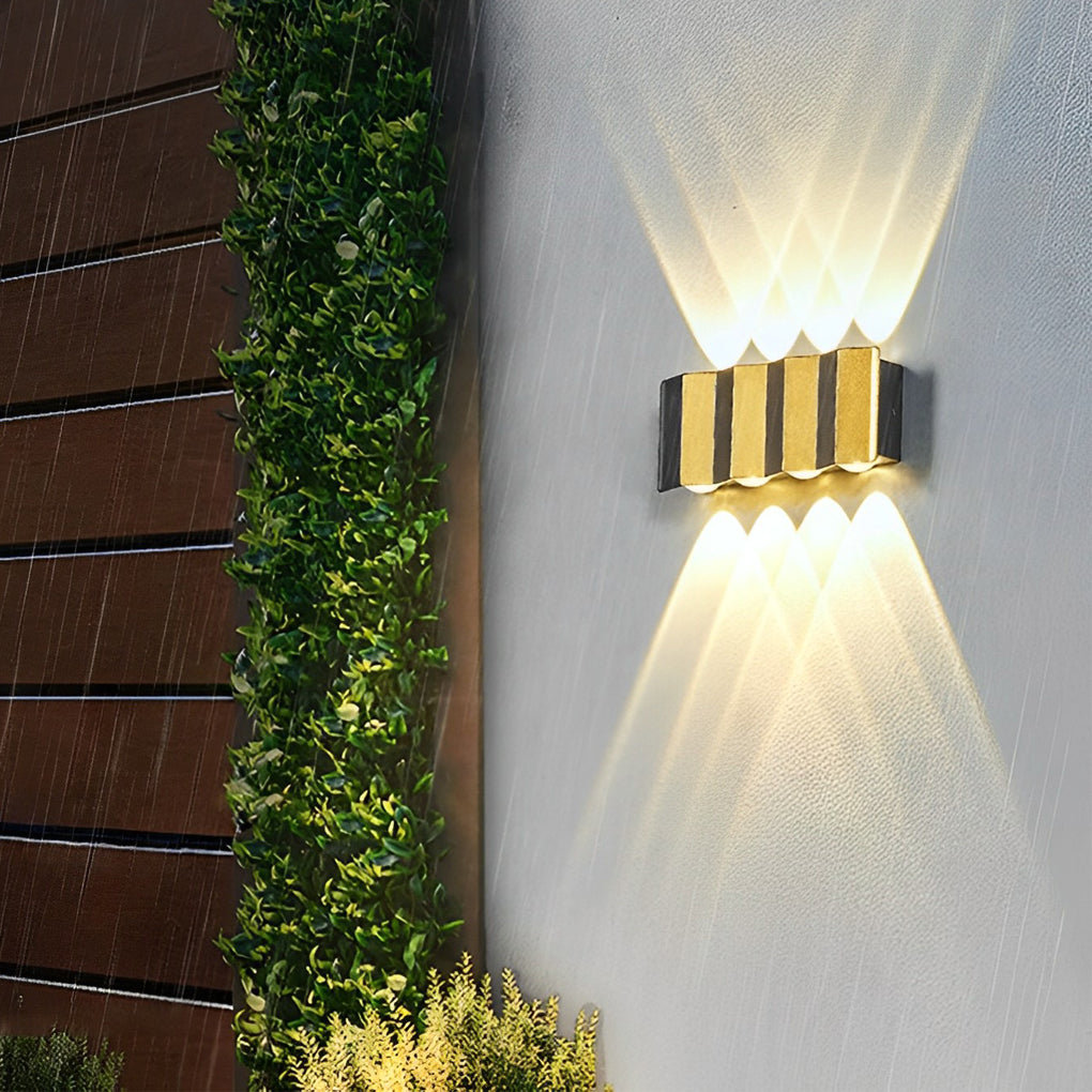 Elfin Classic Unique Outdoor Wall Light