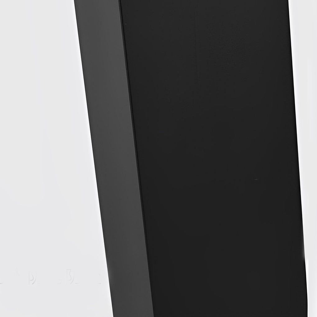 Wndy Minimalist Elegant Outdoor Bollard Light
