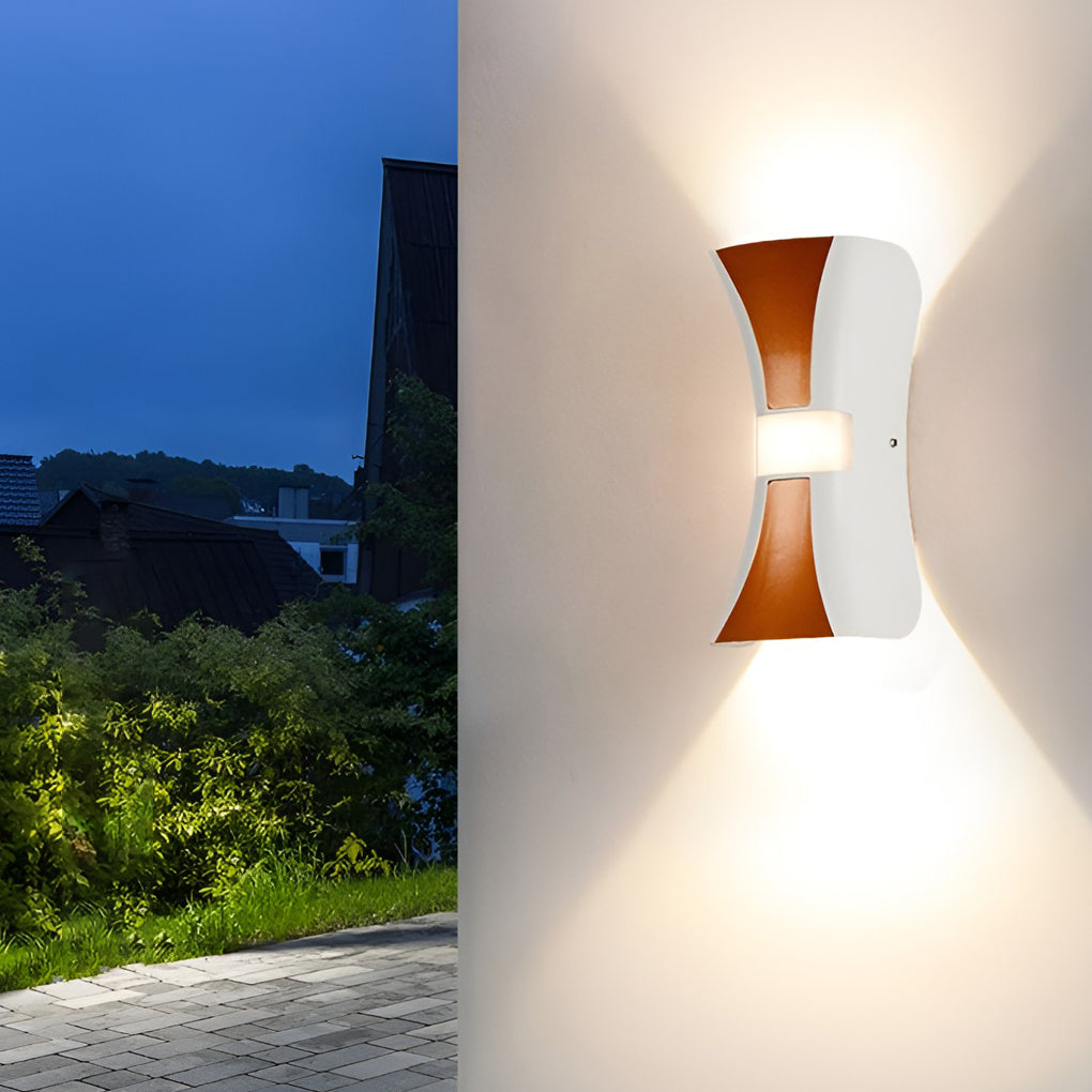 Deligh Classic Modern LED Outdoor Wall Lamp