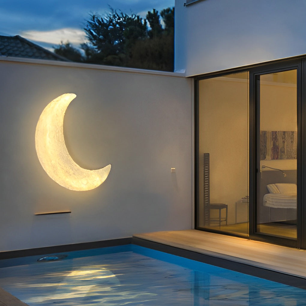 Berti Creative Moon LED Modern Resin Outdoor Wall Sconce