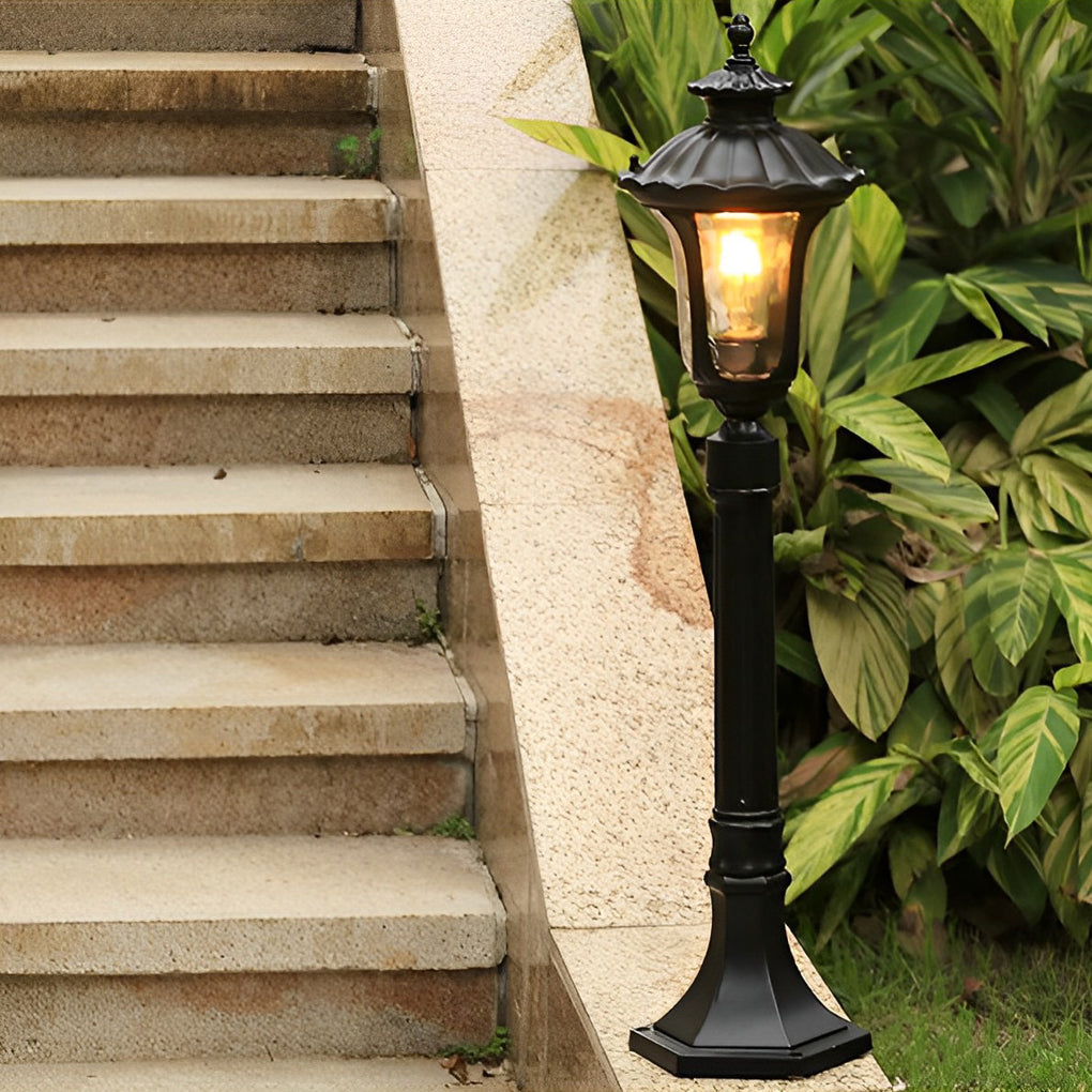 Nor Vintage Classic LED Outdoor Lawn Post Light