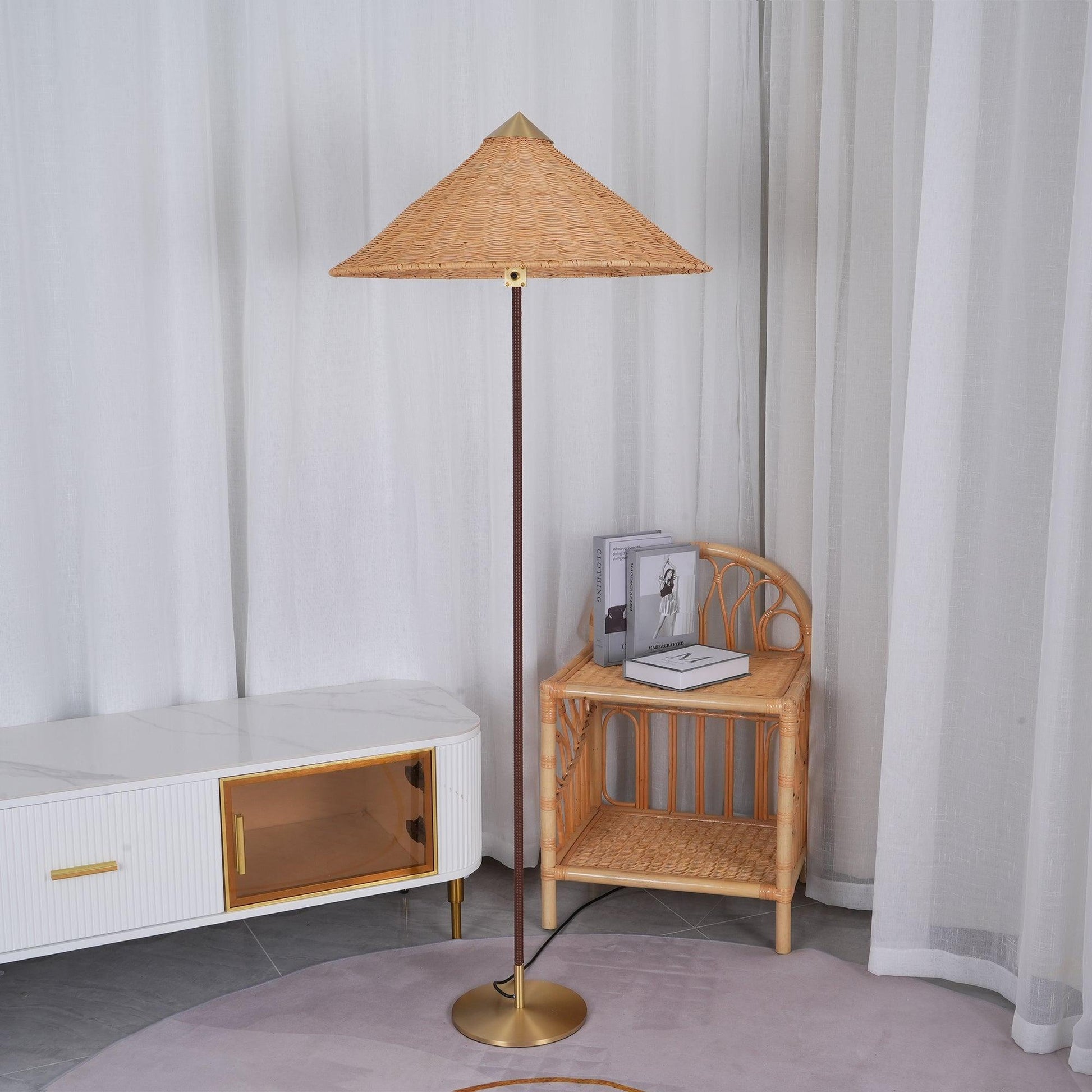 Docor Minimalist Floor Lamp-Neutral Decor