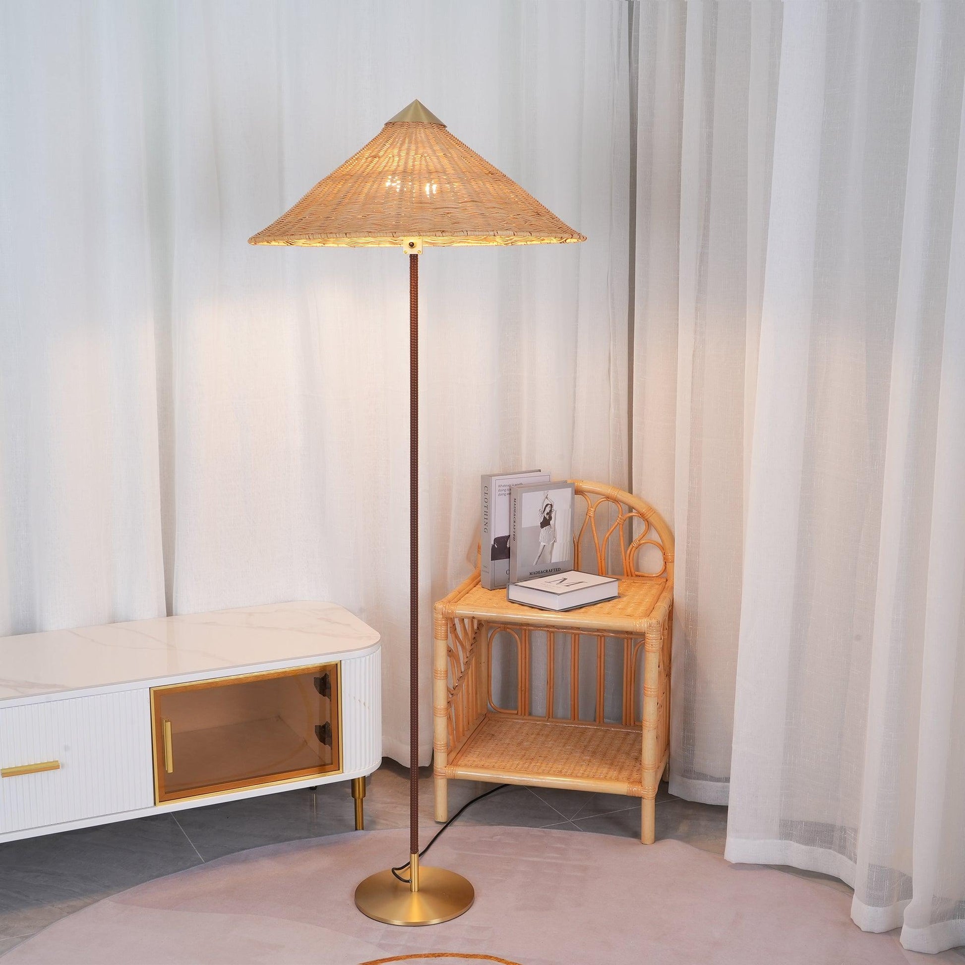 Docor Minimalist Floor Lamp-Neutral Decor