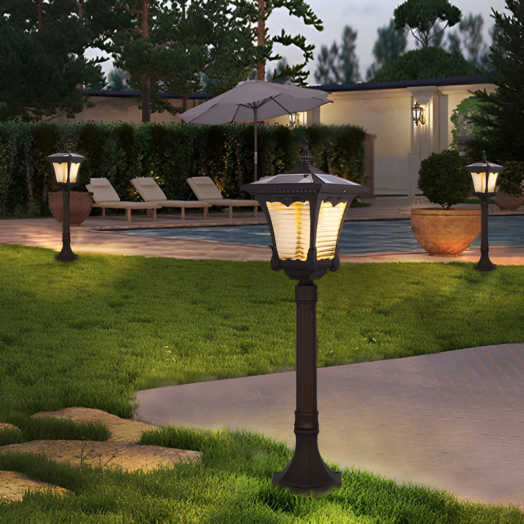 Kayy Ornate Vintage Elegant Outdoor Lawn Lamp