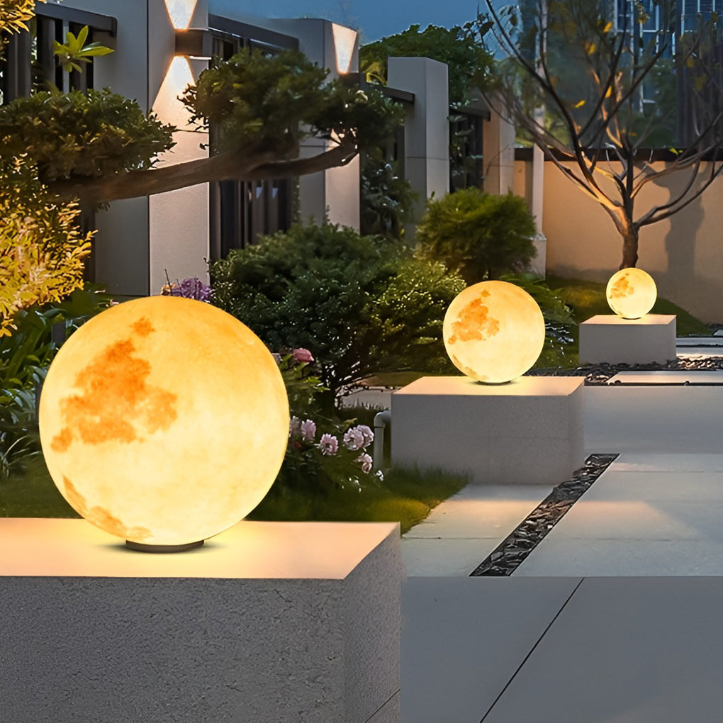 Norin Moon Modern Solar Post Caps PE Pillar Light