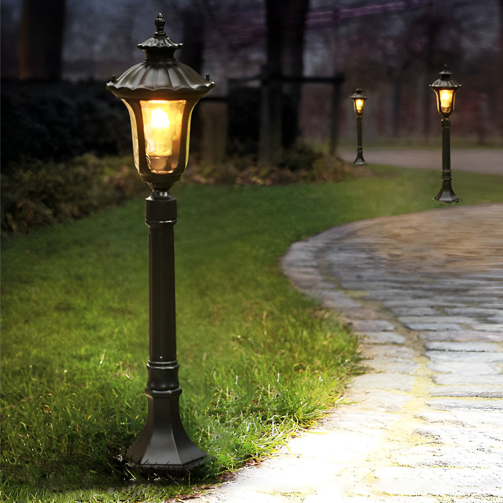 Nor Vintage Classic LED Outdoor Lawn Post Light