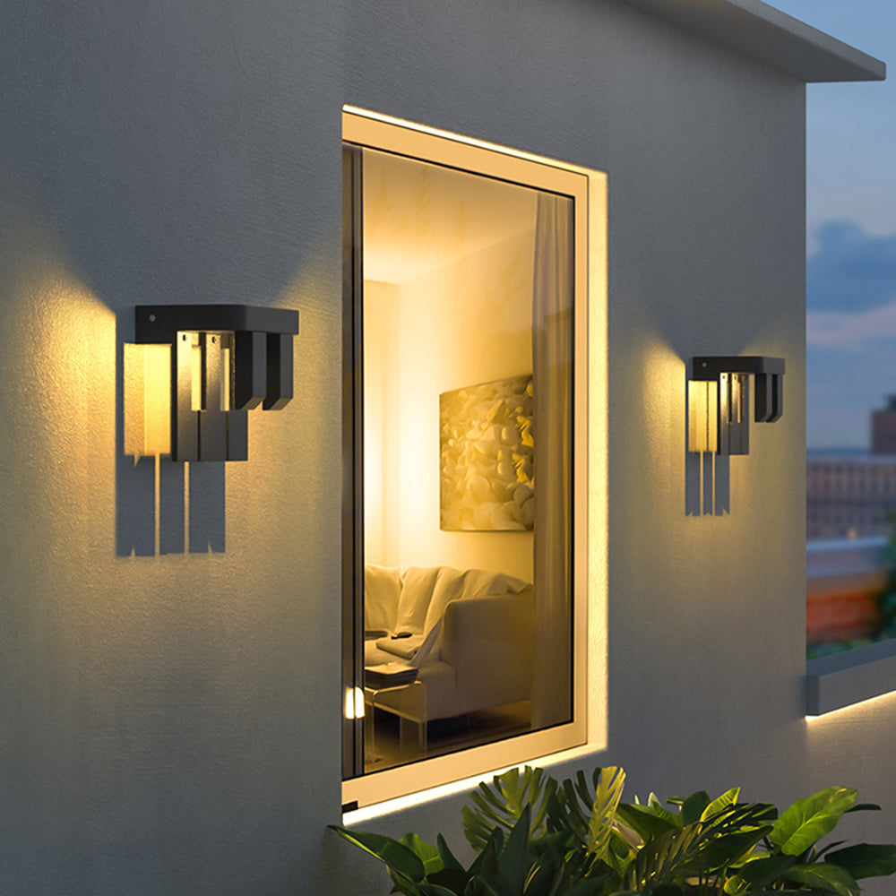 Ray Modern Minimallist Metal Solar Outdoor Garden/Yard Wall Lamp, Black - Neutral Decor