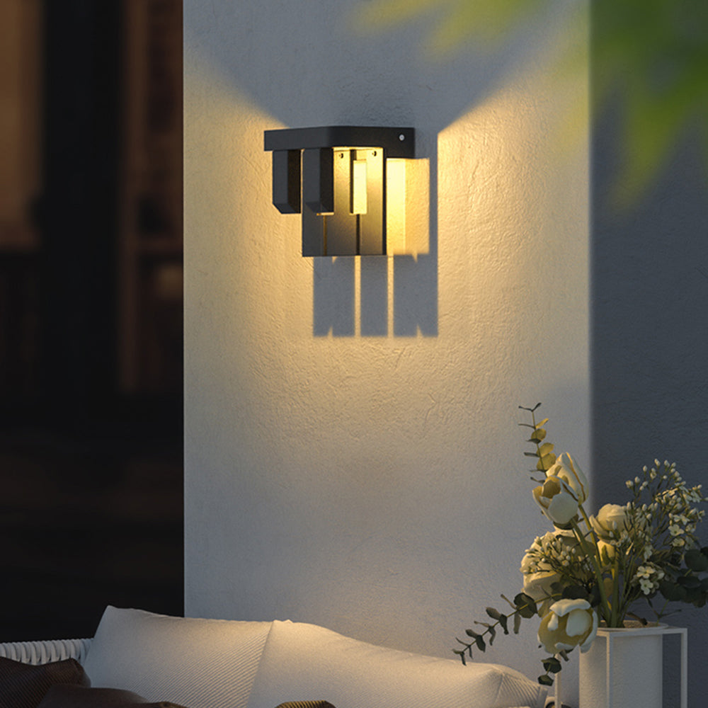 Ray Modern Minimallist Metal Solar Outdoor Garden/Yard Wall Lamp, Black - Neutral Decor