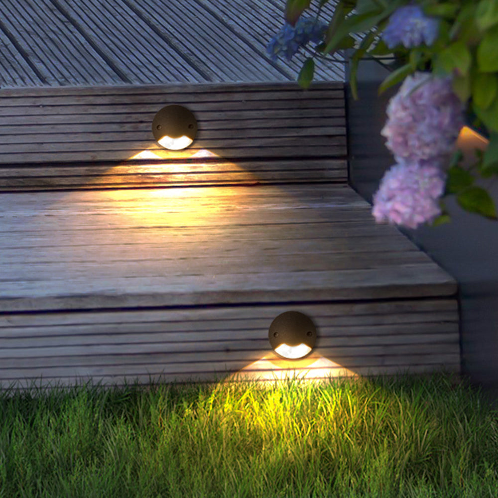 Ray Metal Cylindrical Outdoor Step/Deck Light, Black - Neutral Decor