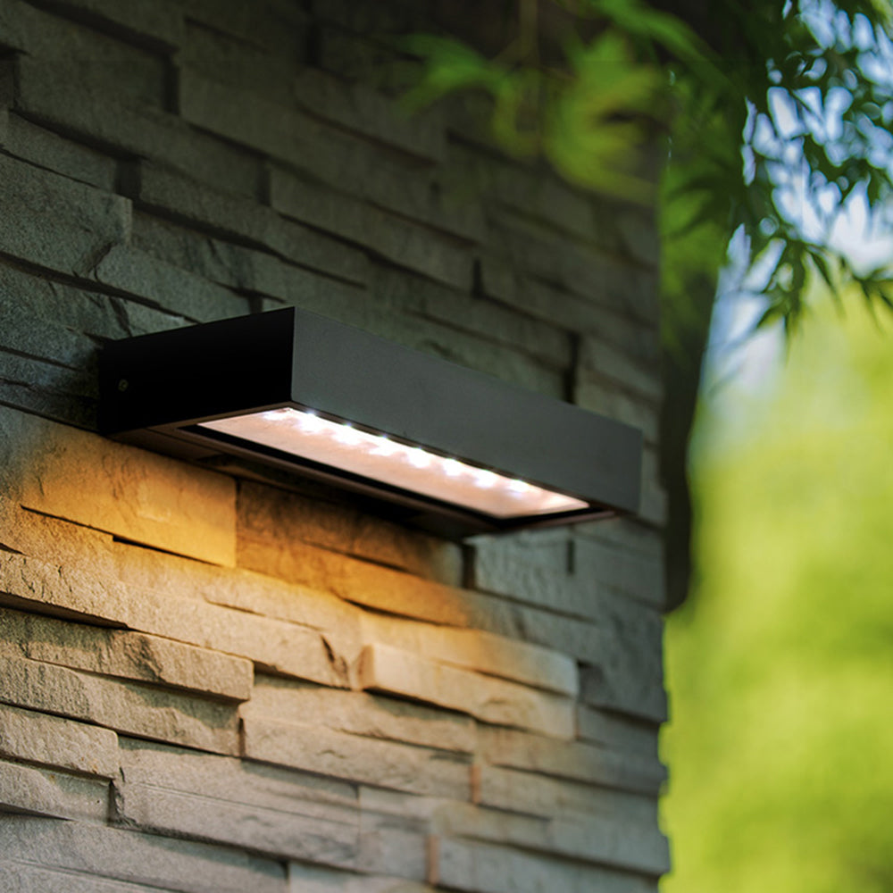 Ray Modern rectangular Solar Waterproof Outdoor Wall Lamp, Black - Neutral Decor