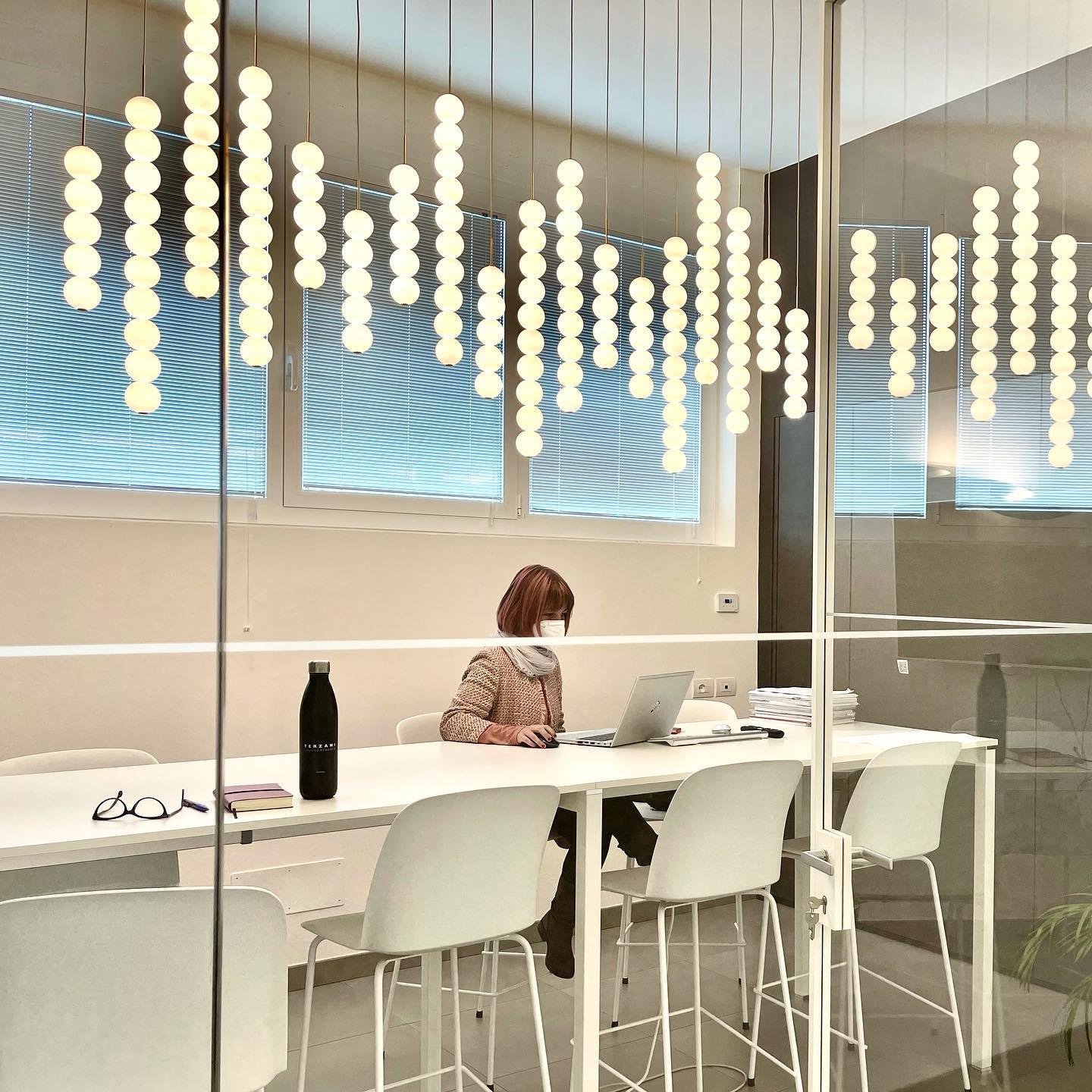 Fray Plastic Artistic Pendant Light-Neutral Decor