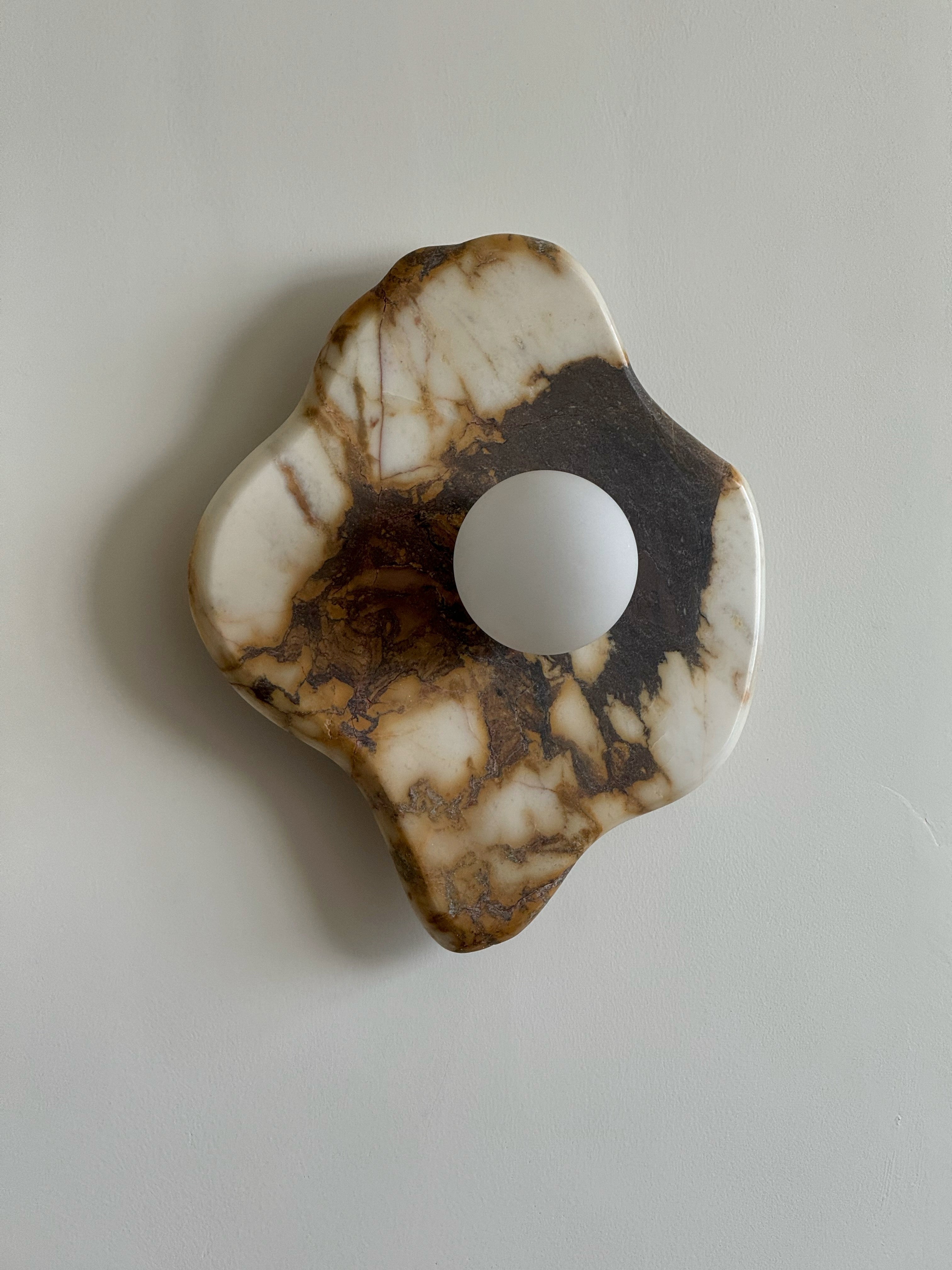Calista Wall Lamp