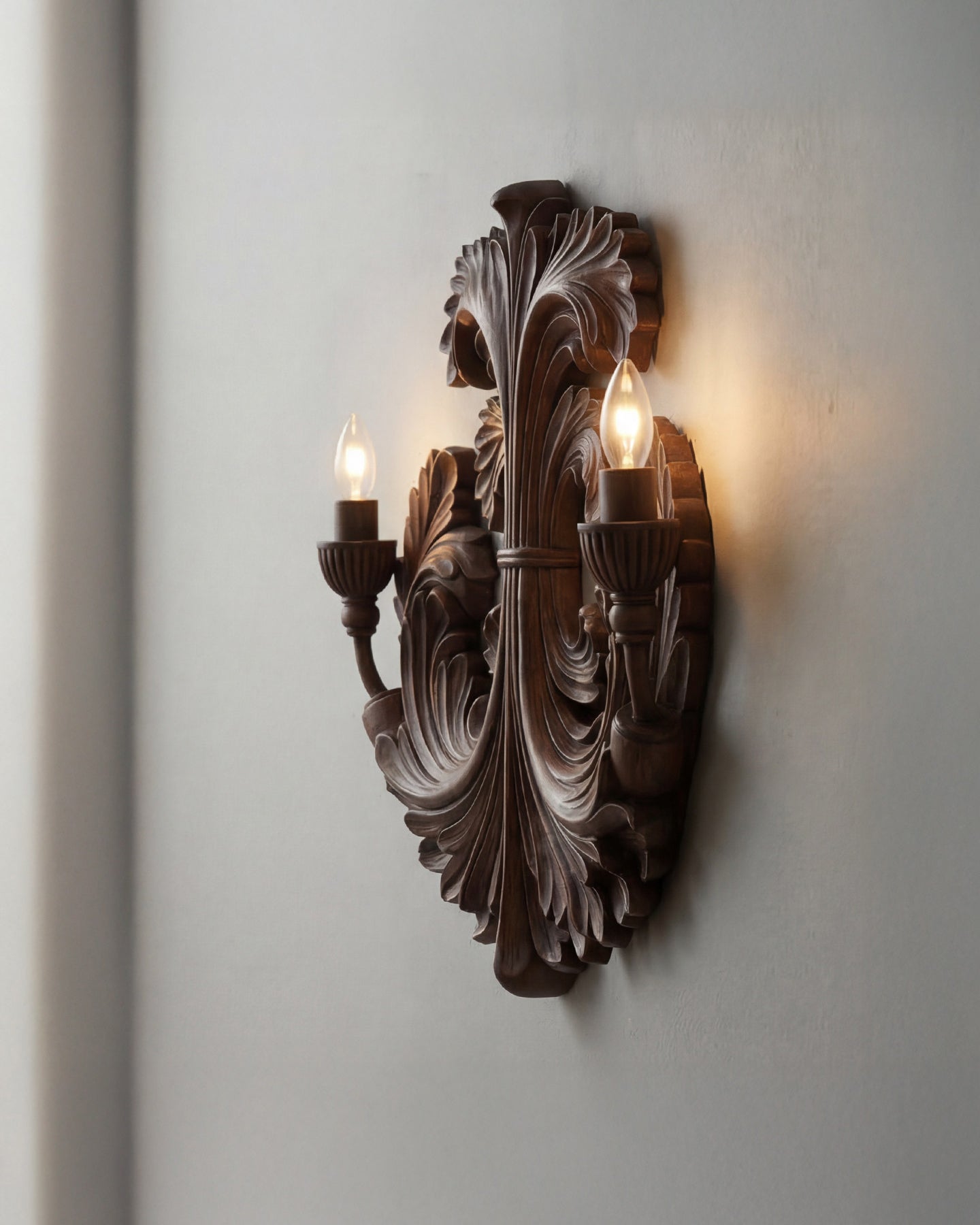 Isolde Wall Light