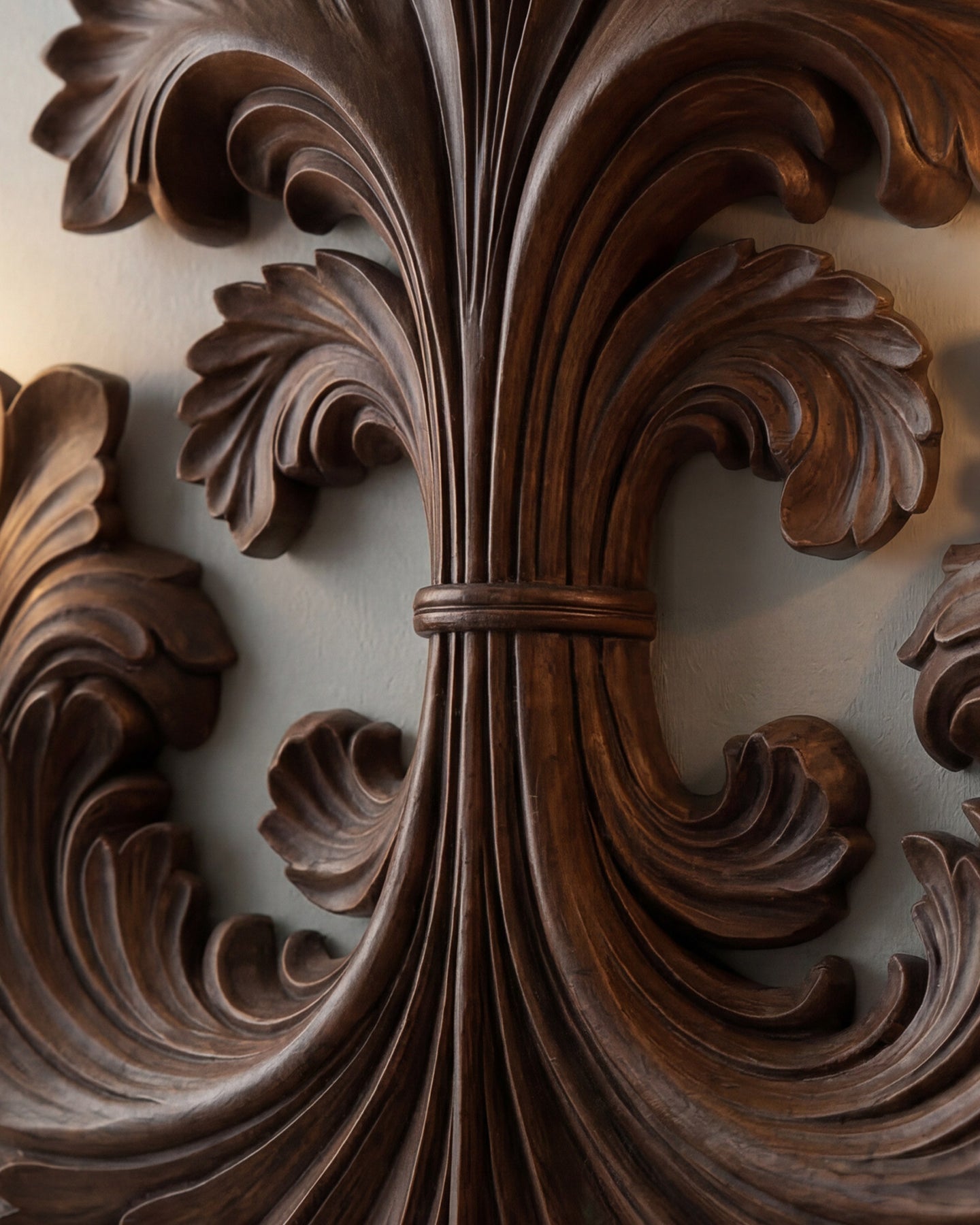 Isolde Wall Light