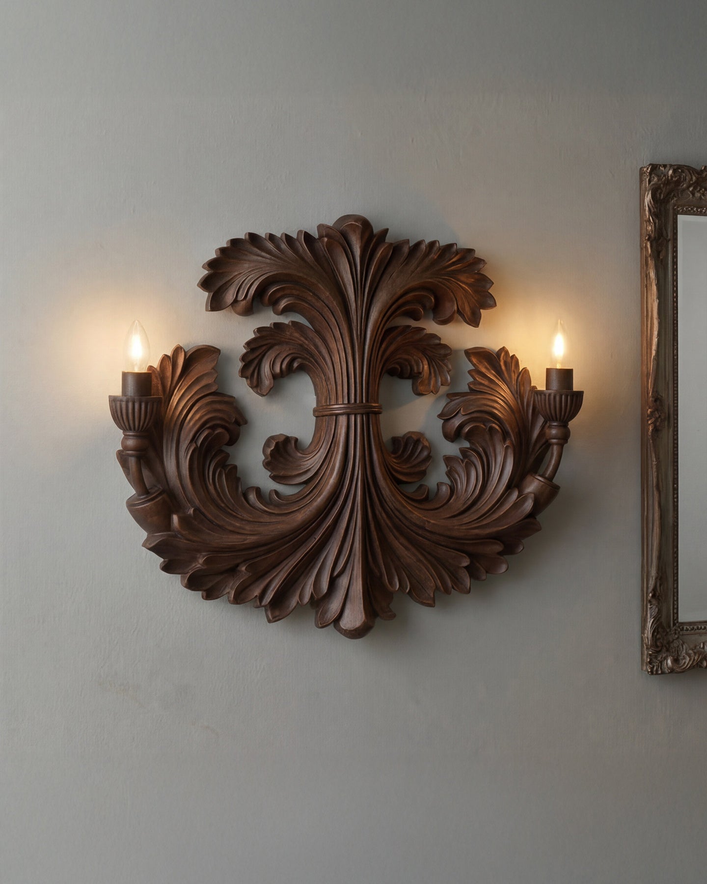 Isolde Wall Light