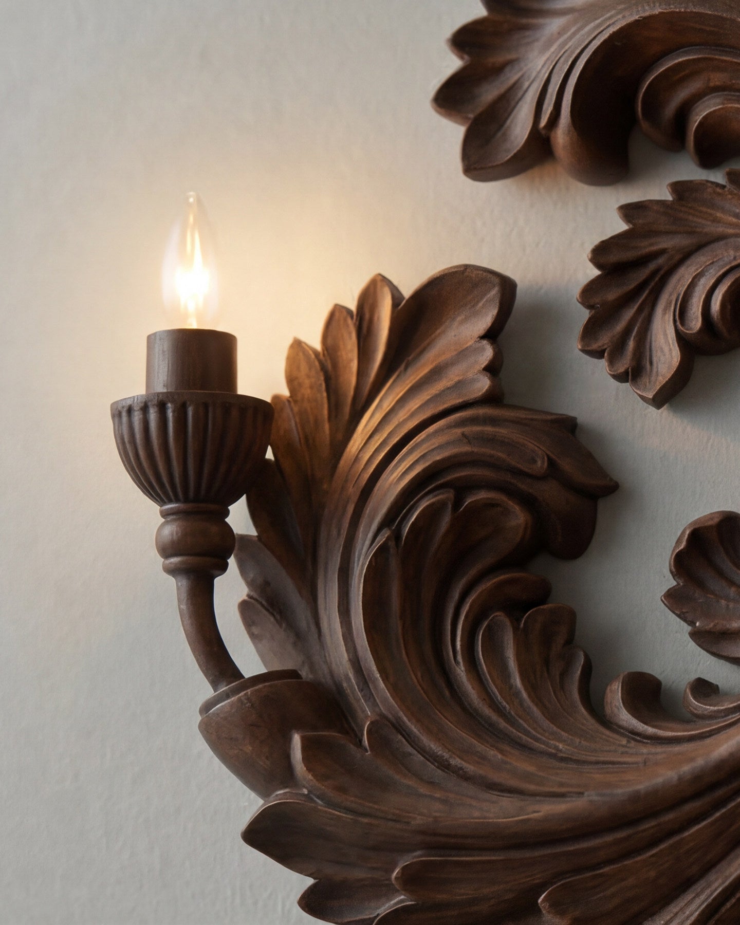 Isolde Wall Light
