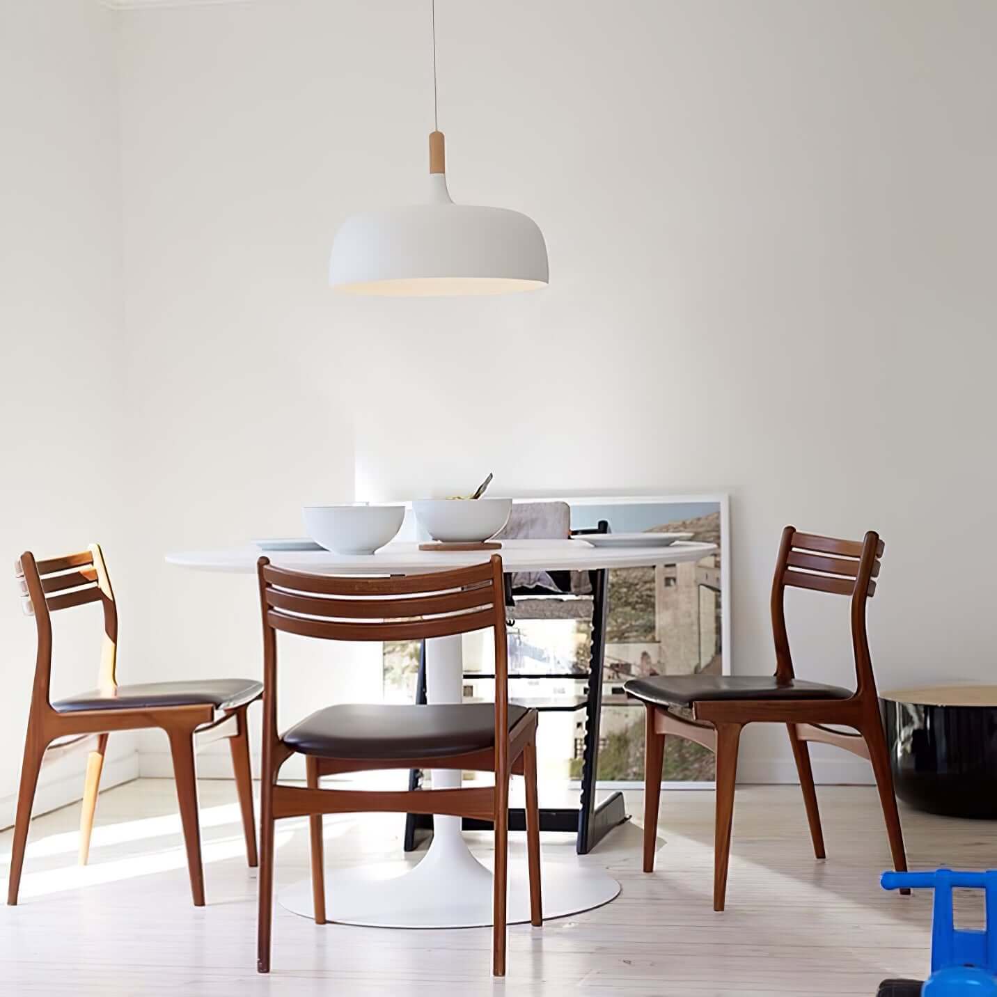 Lustra Pendant Lamp White Shade Wood-Neutral Decor