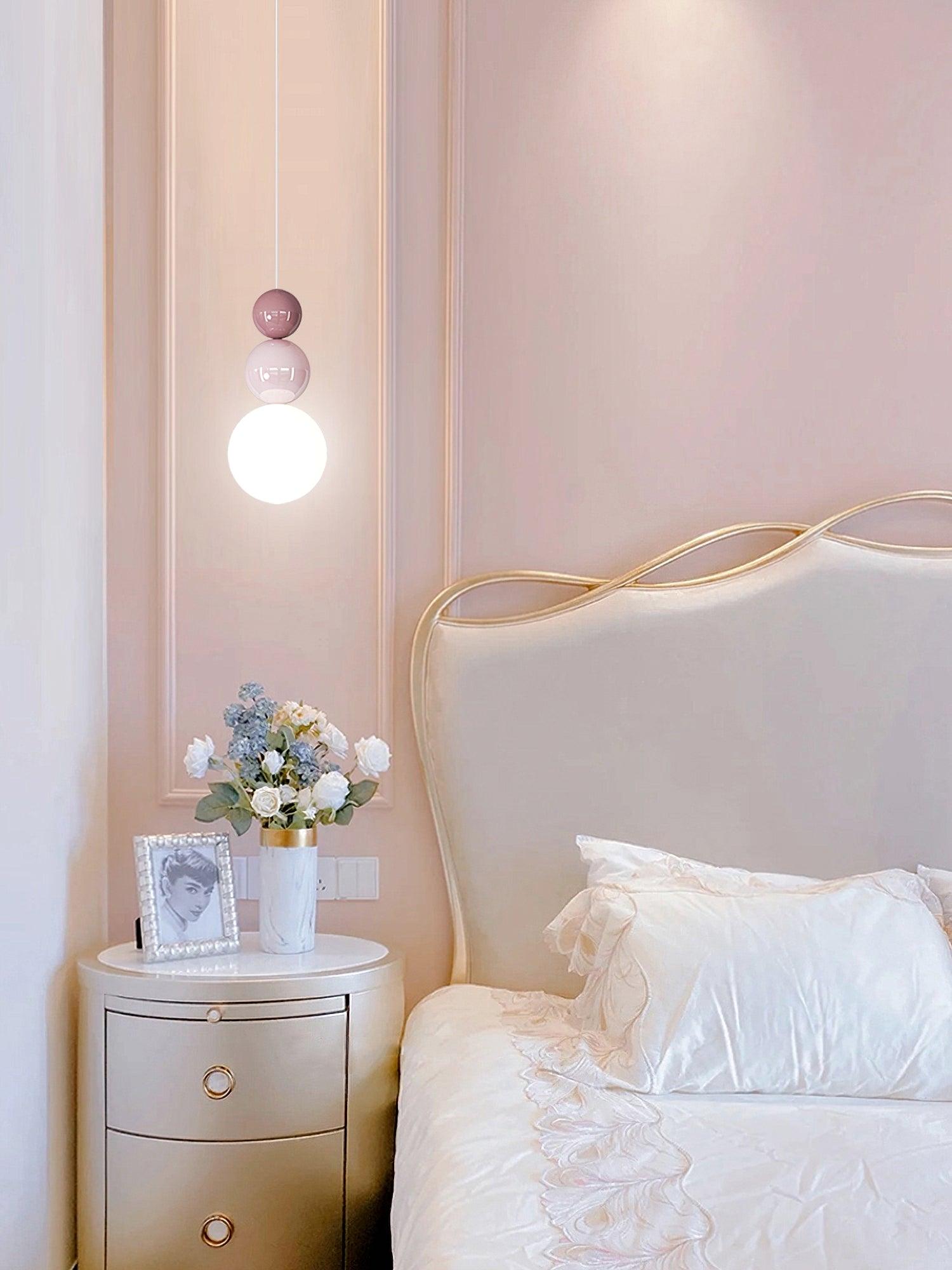 Elynd Acrylic Three Ball Pendant Lamp-Neutral Decor