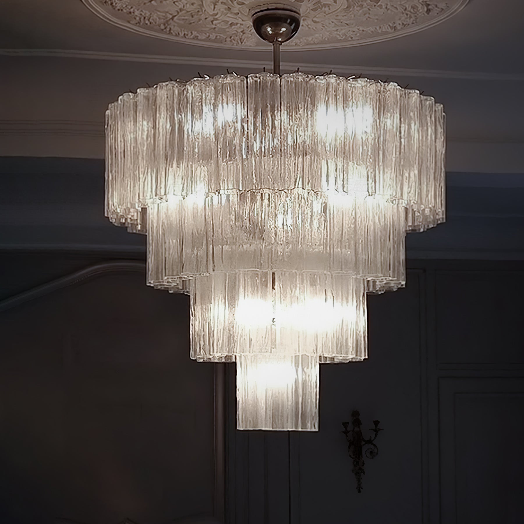 Bryndel Chandelier White Layered Tube-Neutral Decor
