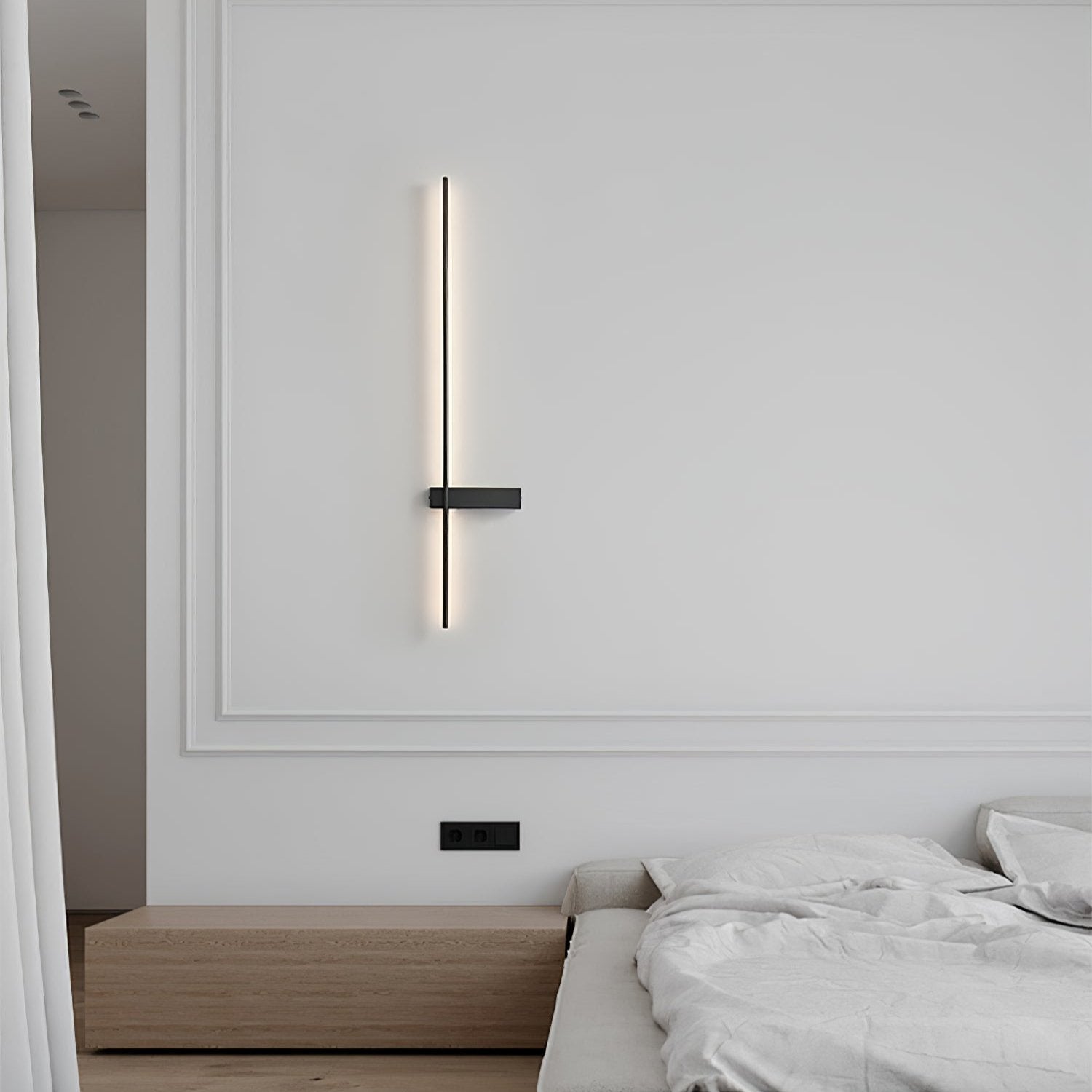 Mesv Linear Rechargeable Black Wall Lamp-Neutral Decor