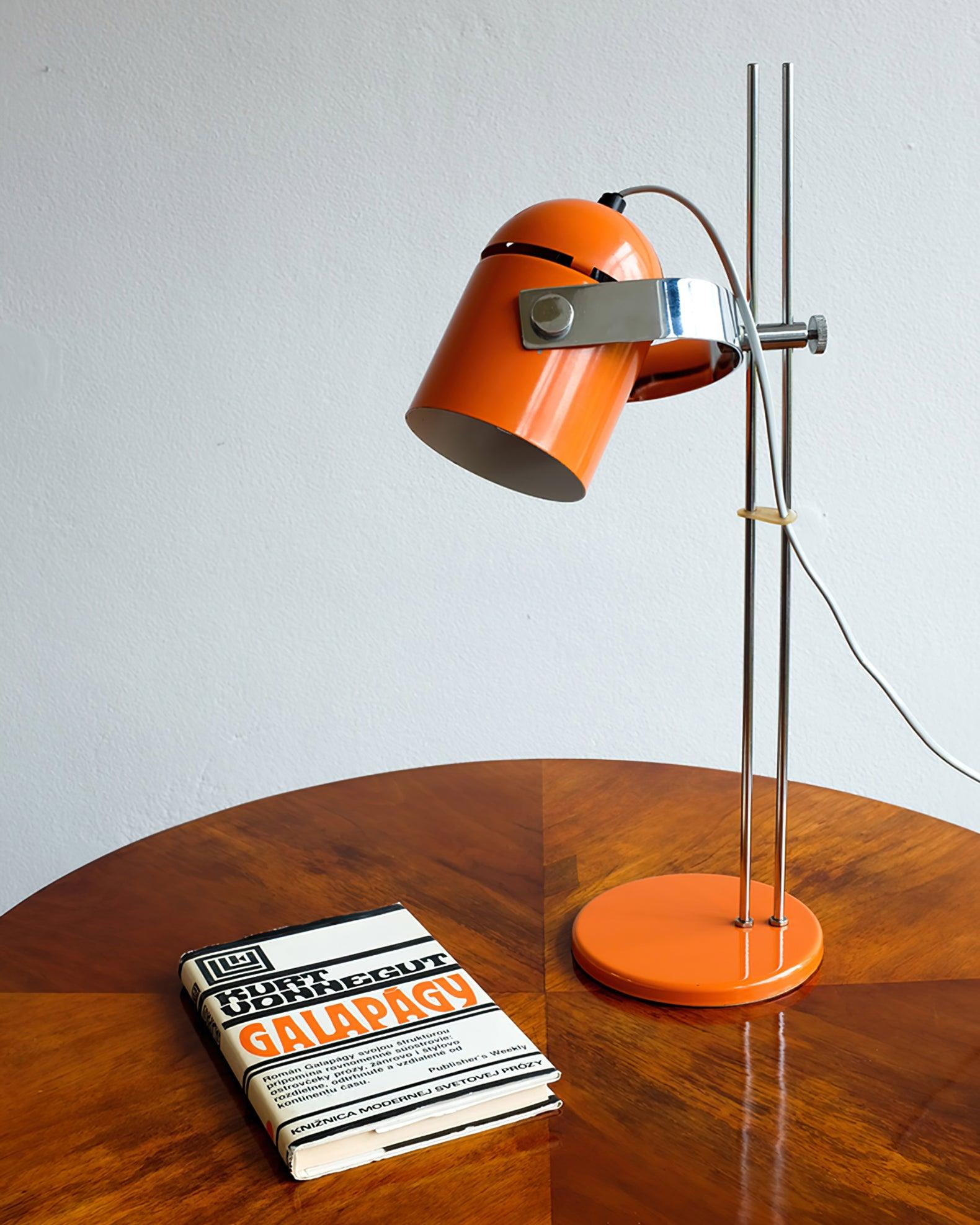 Kerion Industrial Retro Table Lamp-Neutral Decor